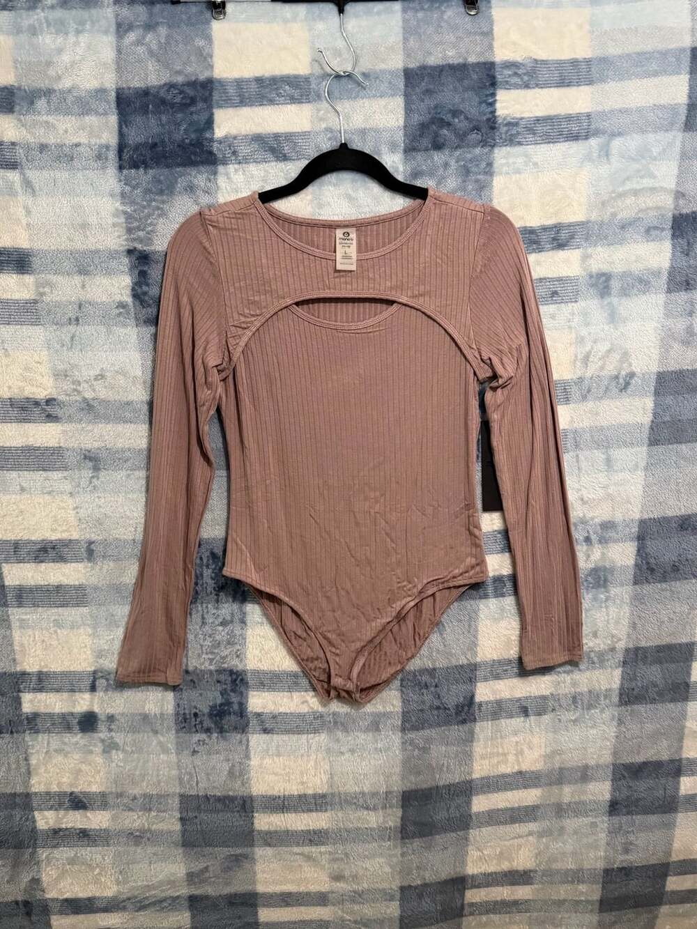 Mono b Pink Ribbed Long Sleeve Cutout Bodysuit